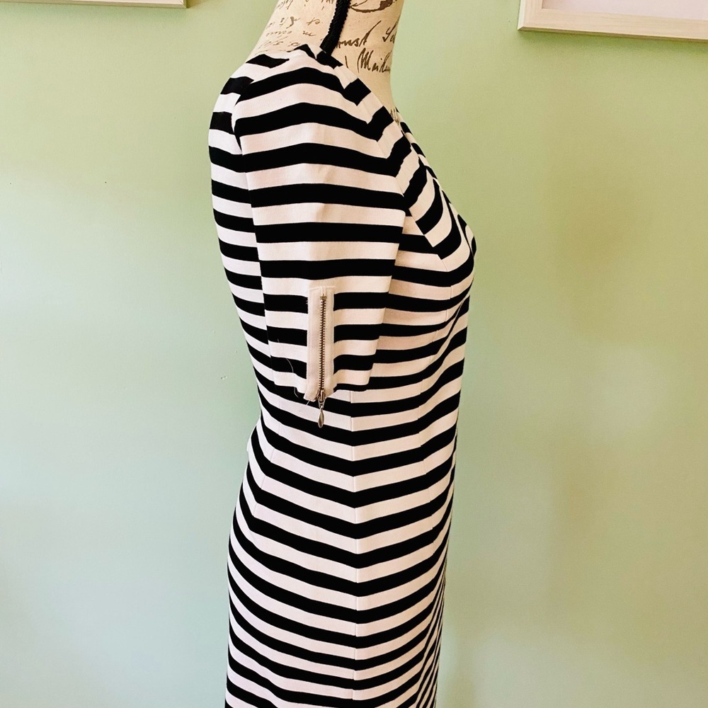 Banana Republic Striped Bodycon Midi Dress - Picture 4 of 9